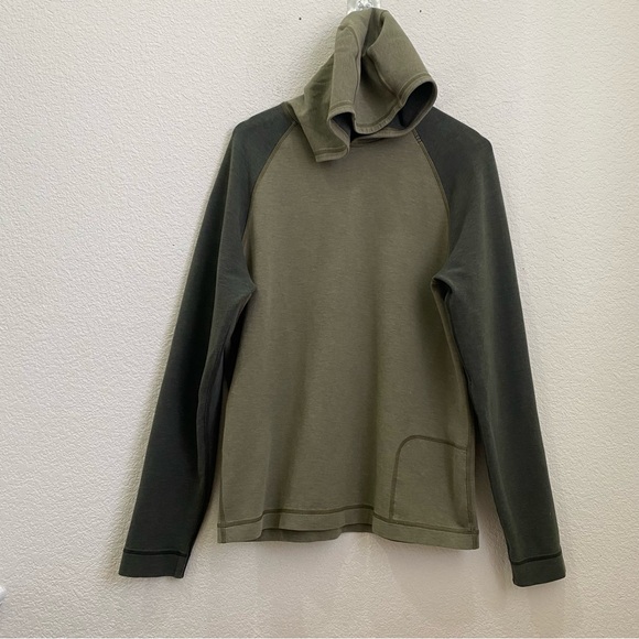 LULULEMON Olive Army Green Colorblock Men’s Pullover Hoodie - Picture 5 of 12